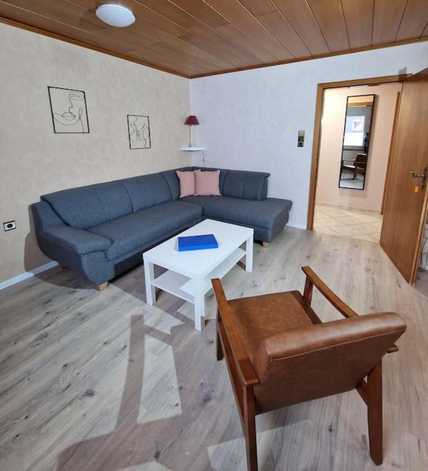 Grosszuegige Ferienwohnung 4+1 P. Büttelborn Exteriör bild