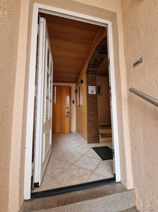 Grosszuegige Ferienwohnung 4+1 P. Büttelborn Exteriör bild